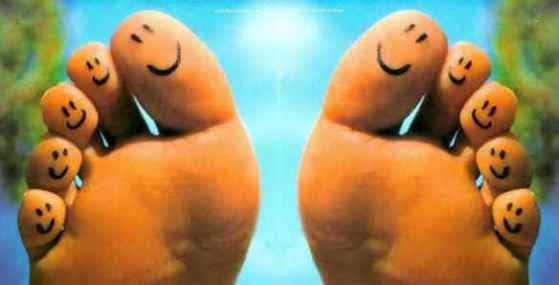 happiness-under-his-feet-in-public-domain